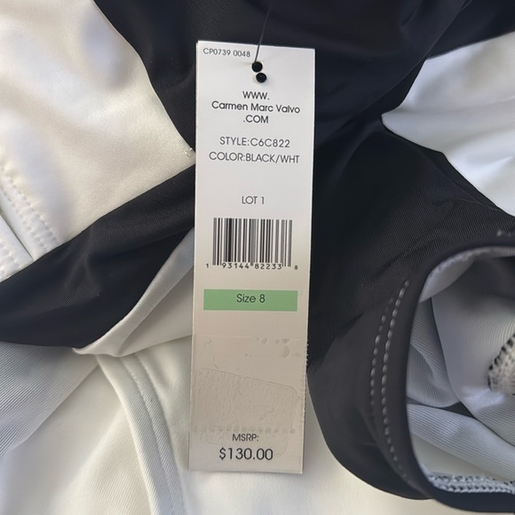 Carmen Marc Valvo Women's Plunge One-Piece Swimsuit NWT size 8 - Picture 3 of 3